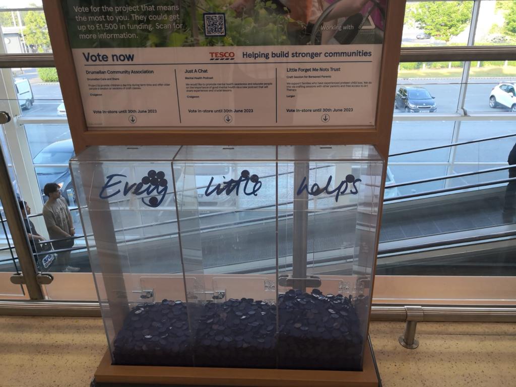 Bringing Hope Through Community Support: Little Forget Me Nots Trust Receives £1500 Grant from Tesco's Blue Token Scheme